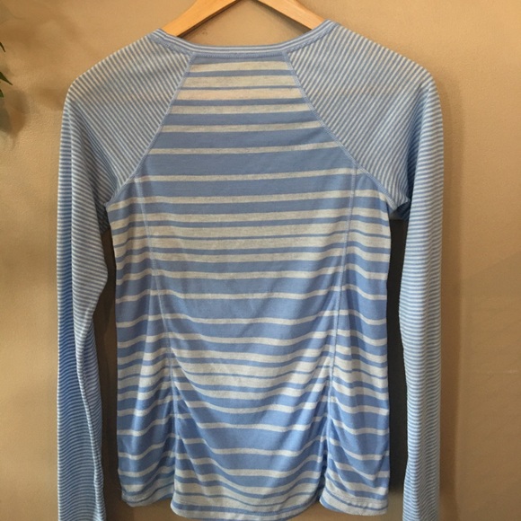 Blue long sleeve top - Picture 2 of 2